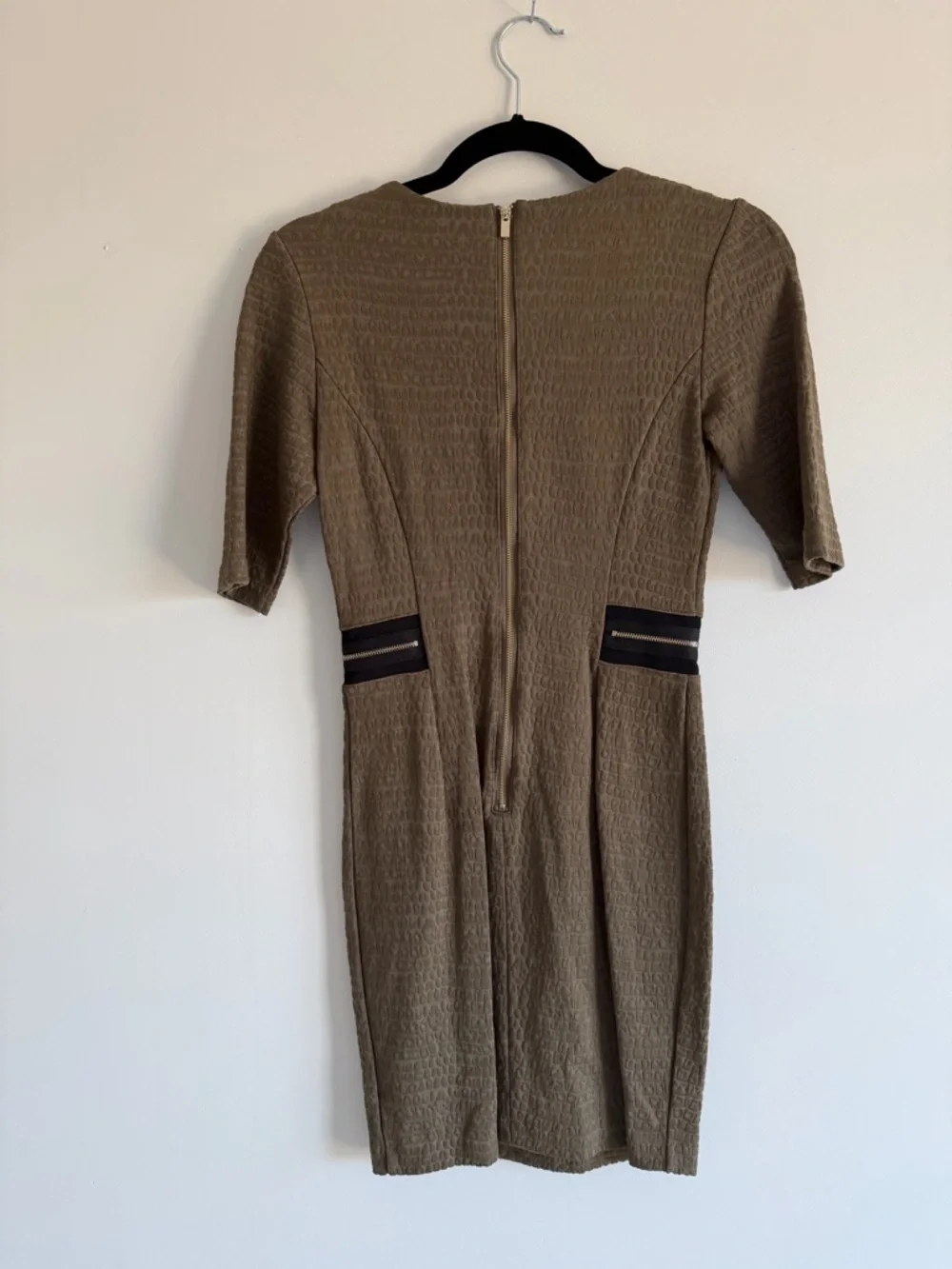Dynamite Olive Textured Bodycon Dress | Zip Back | Short Sleeve | XS - Picture 2 of 4